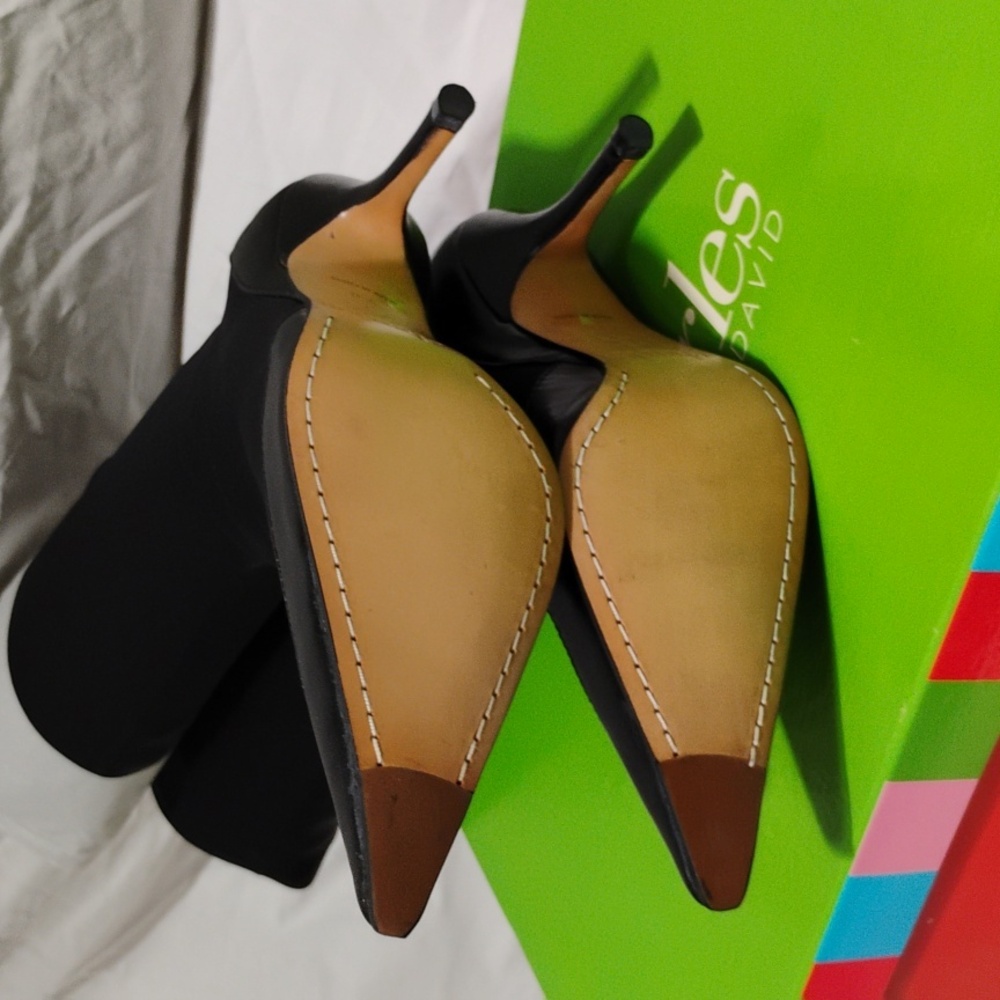 New Charles By Charles David Tall Black Stretch Boots Sz.9 W Box - Picture 8 of 15